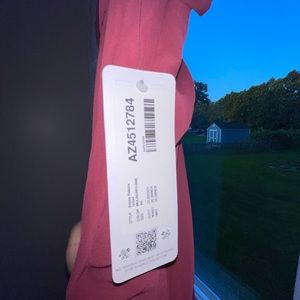 STRAPLESS DRESS -new with tag !